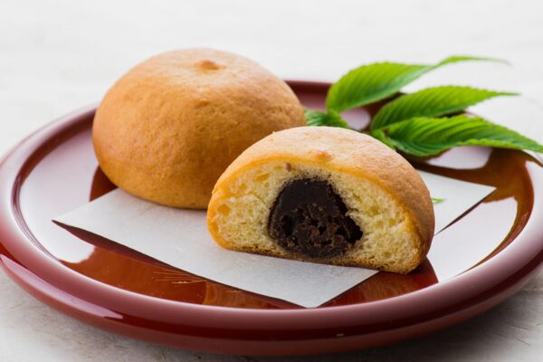 黒糖塩まんじう 箱（9個入り）